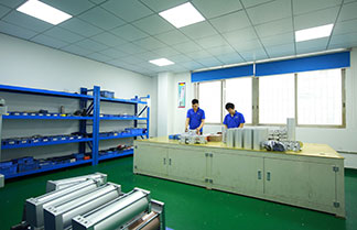 91好色先生IOS下载增压缸产品装配室