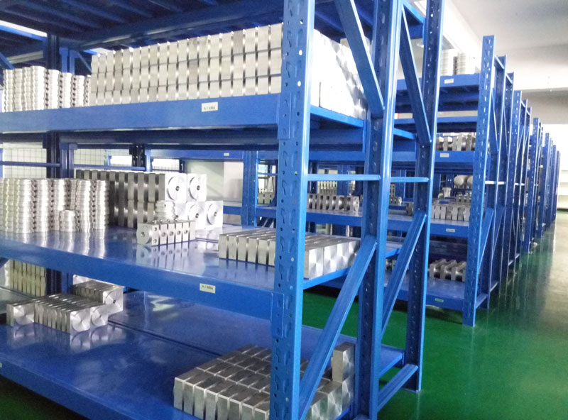 91好色先生IOS下载增压缸物料仓库间